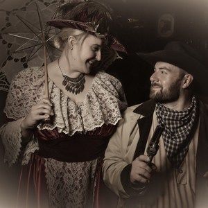 Meet your Posher, Casey